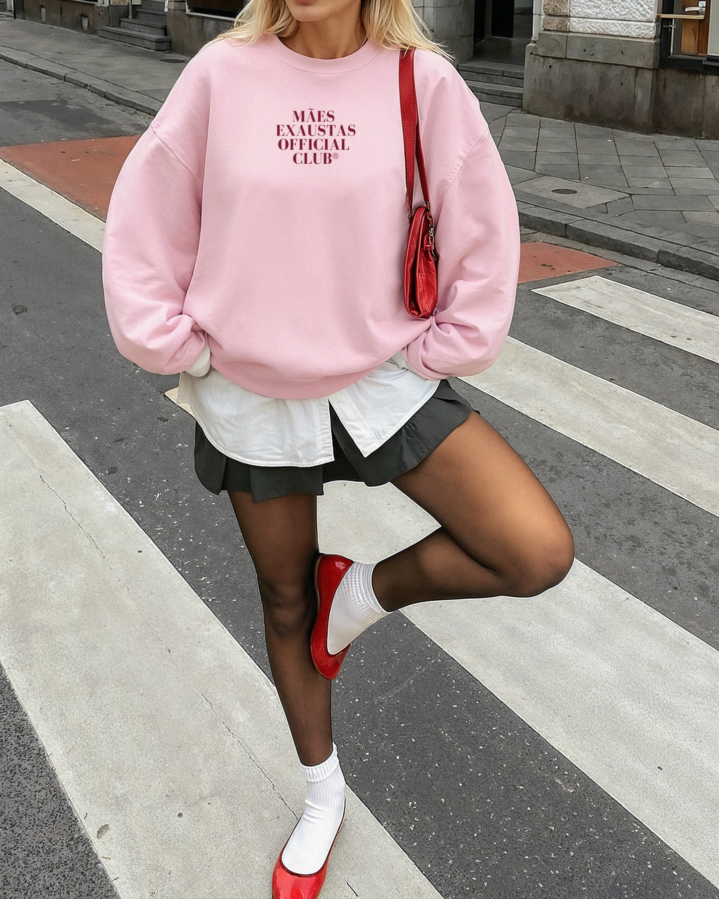 Sweatshirt Mães Exaustas Official Club® - RosaClaro/RosaVelho